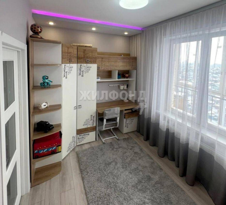 4-комн квартира Плахотного, 80 4-комн квартира Плахотного, 80