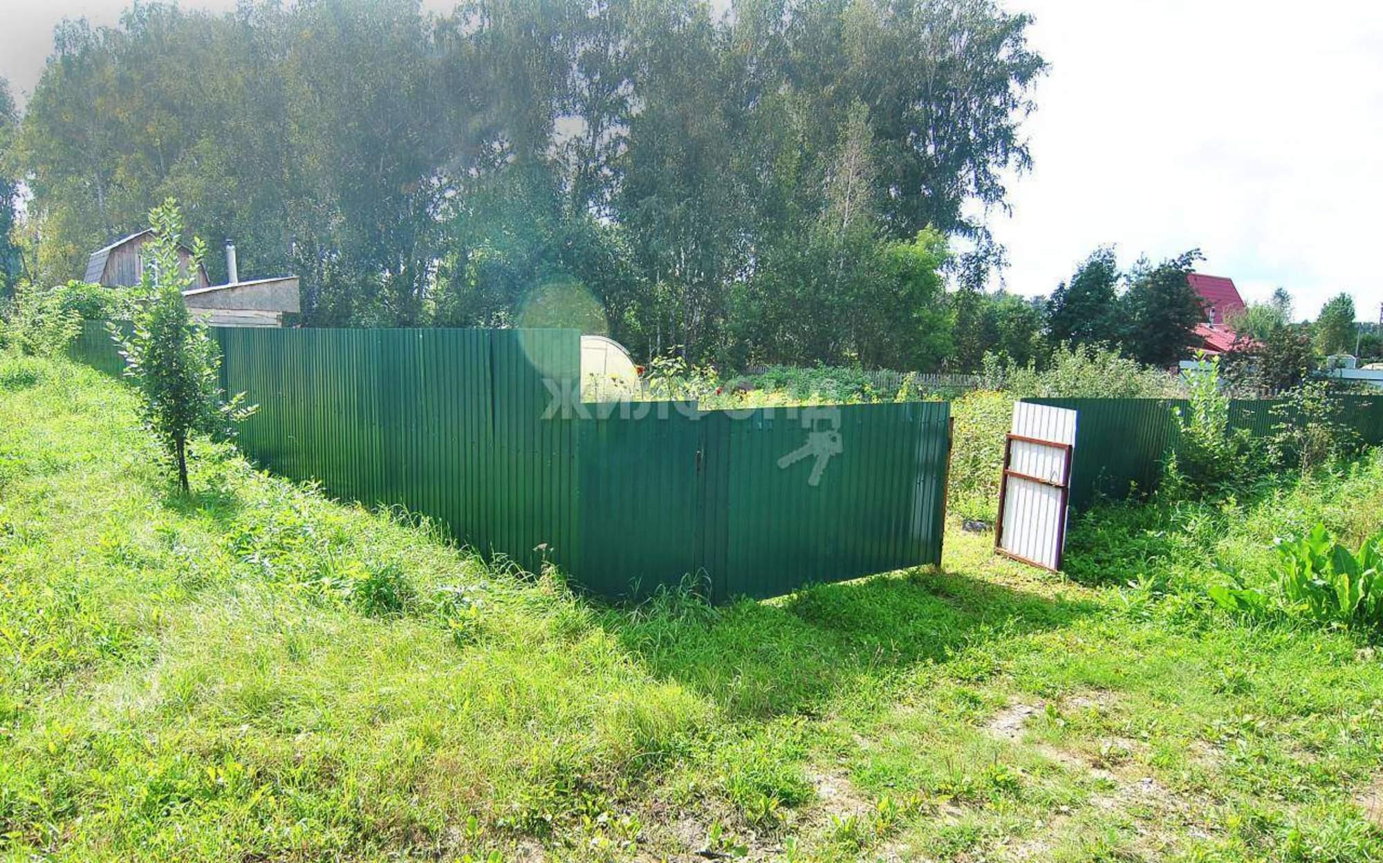 Купить дачу, дом, коттедж за 2 400 000 рублей на Солнечная улица