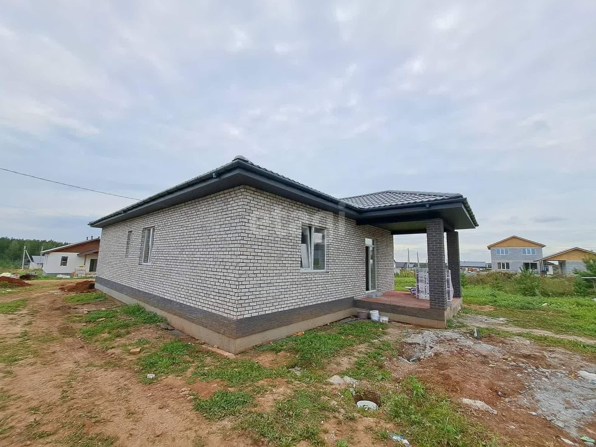 Купить дачу, дом, коттедж за 13 000 000 рублей на Исток, 1761