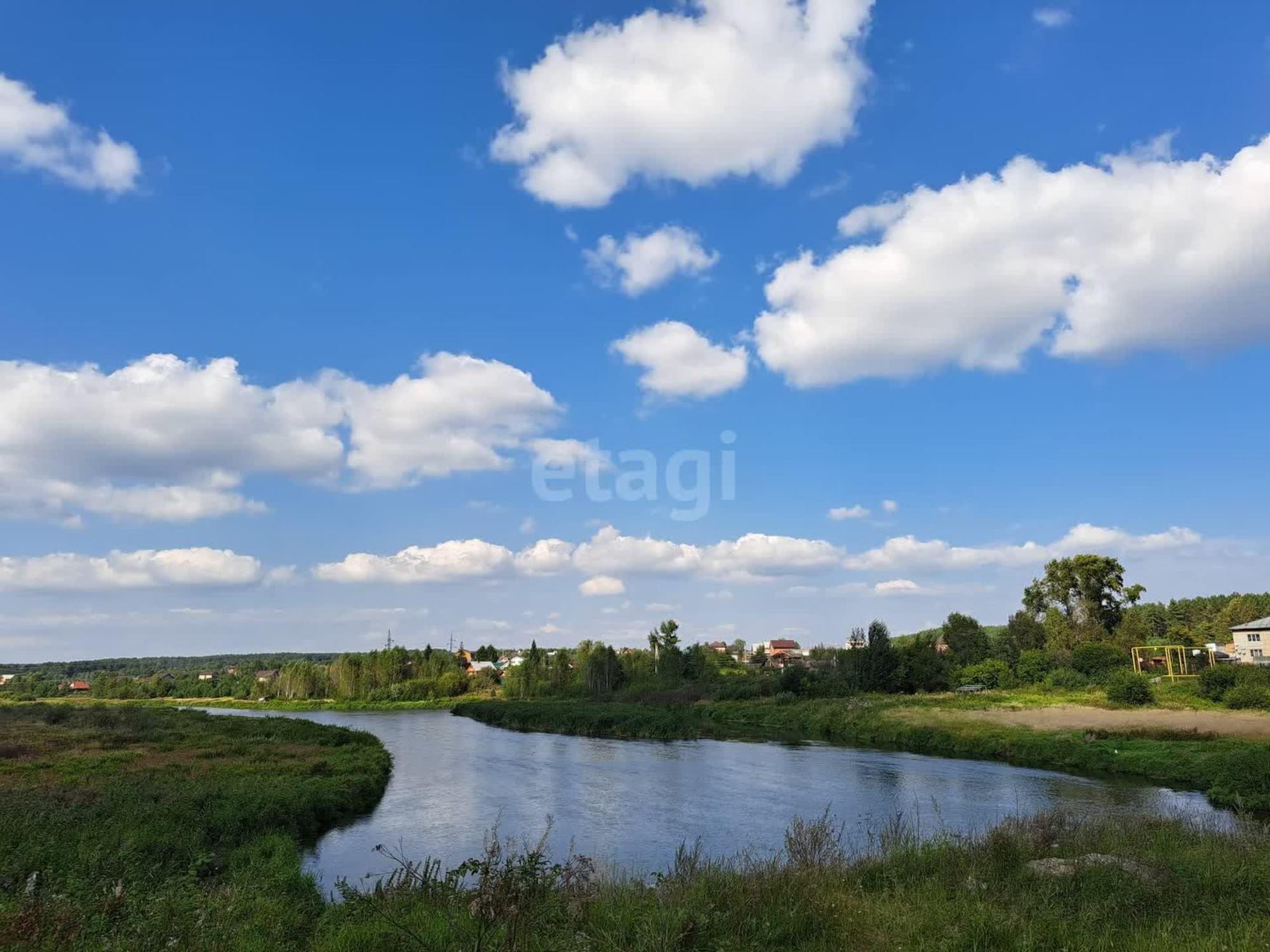 Купить дачу, дом, коттедж за 5 500 000 рублей на Ключи, 19А