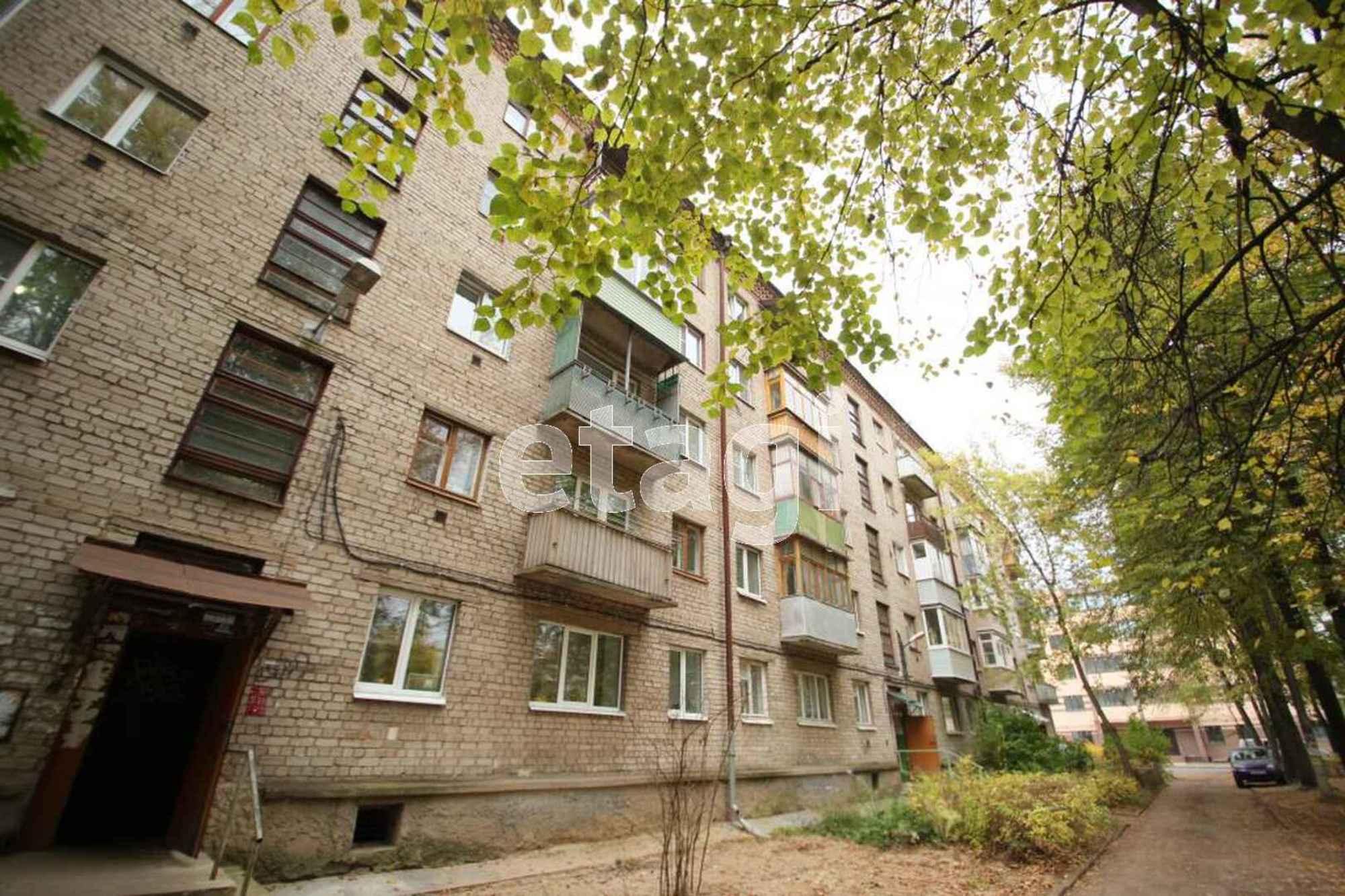 Купить квартиру за 3 000 000 рублей на Титова, 20