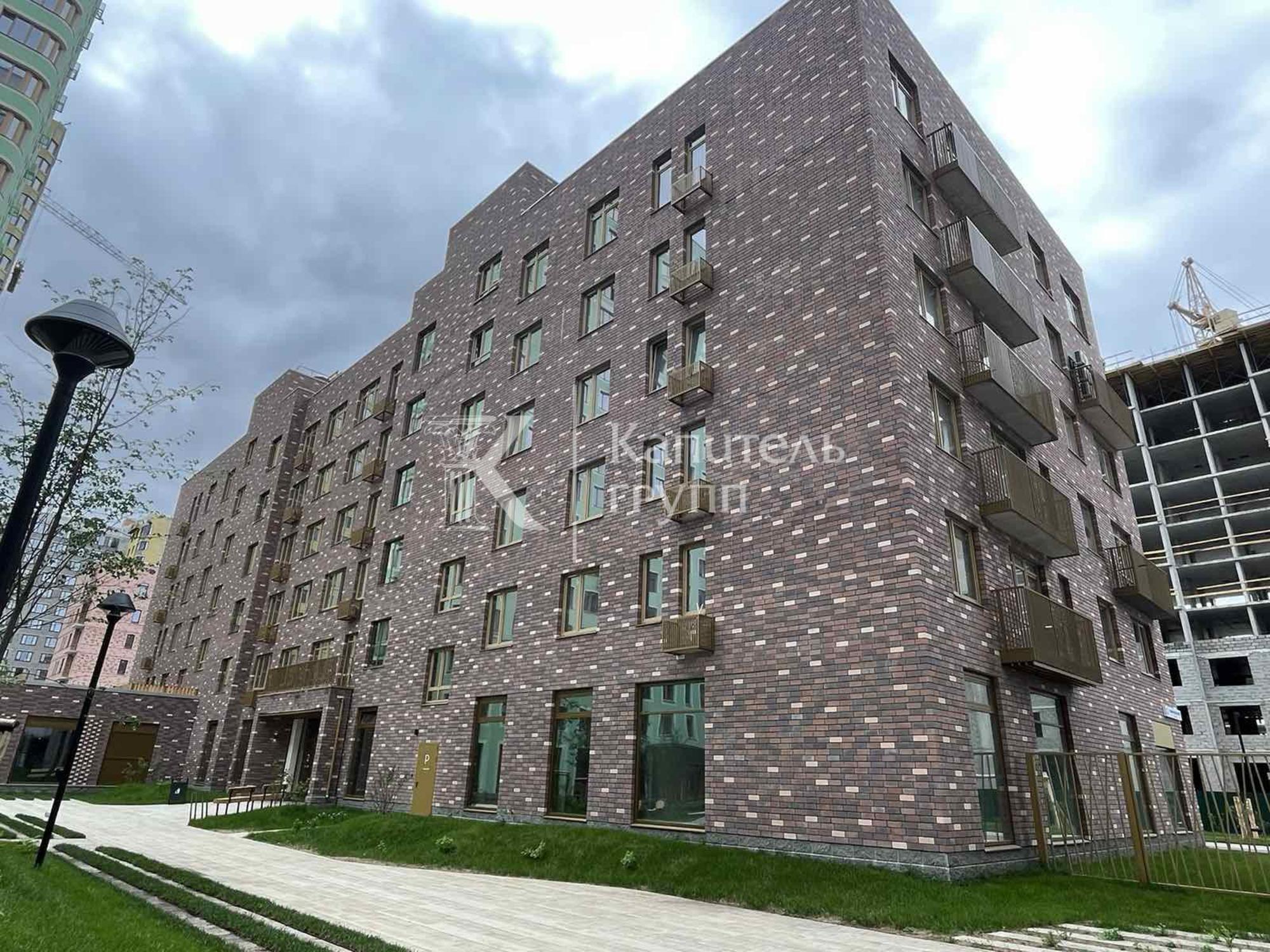 Купить квартиру за 10 000 000 рублей на улица Эльвиры Федоровой, 1