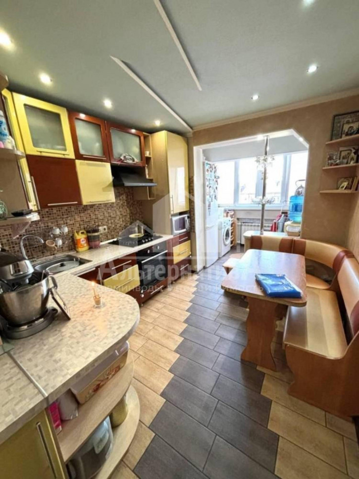 3-комн квартира Чайковского ул.