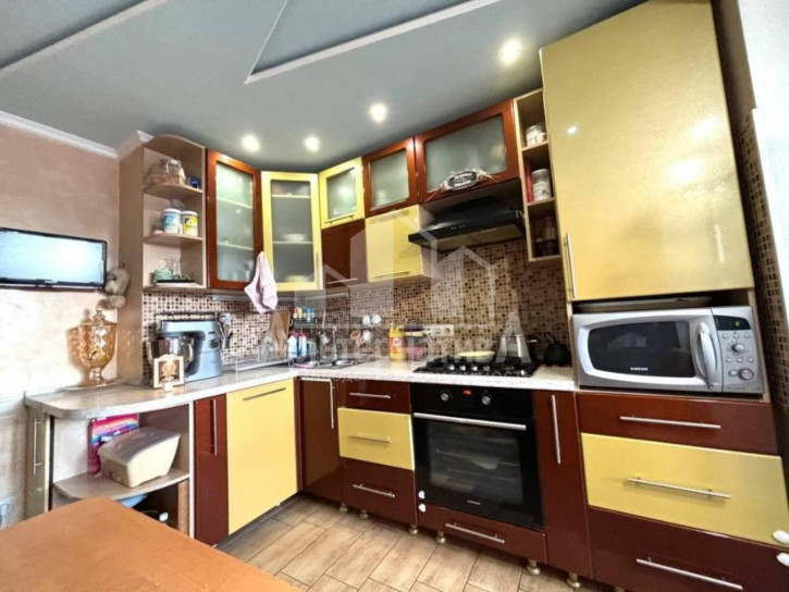 3-комн квартира Чайковского ул.