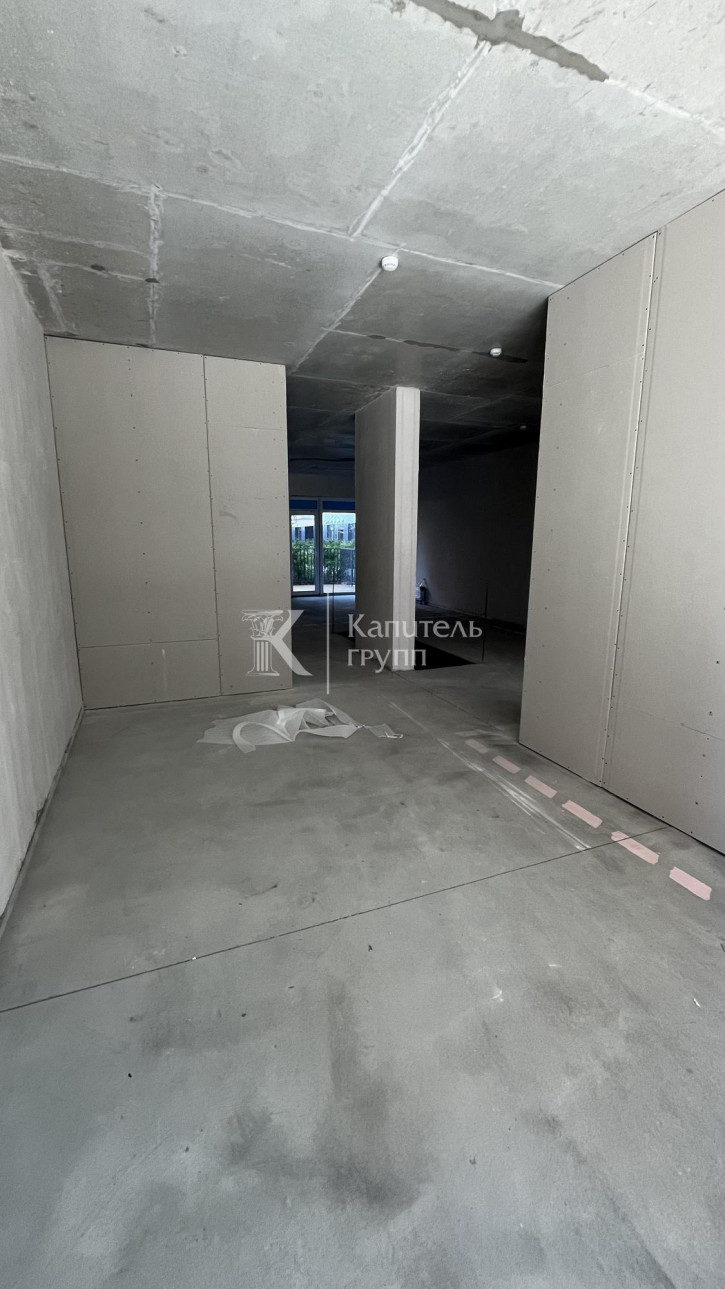 3-комн квартира улица Газовиков, 44