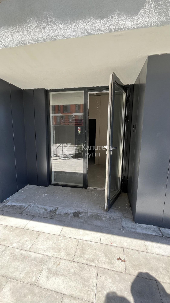 3-комн квартира улица Газовиков, 44