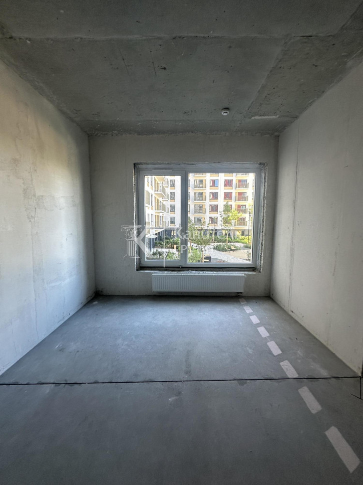 4-комн квартира улица Газовиков, 44