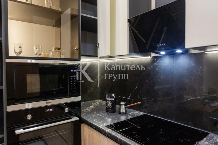 2-комн квартира улица Первооткрывателей, 10