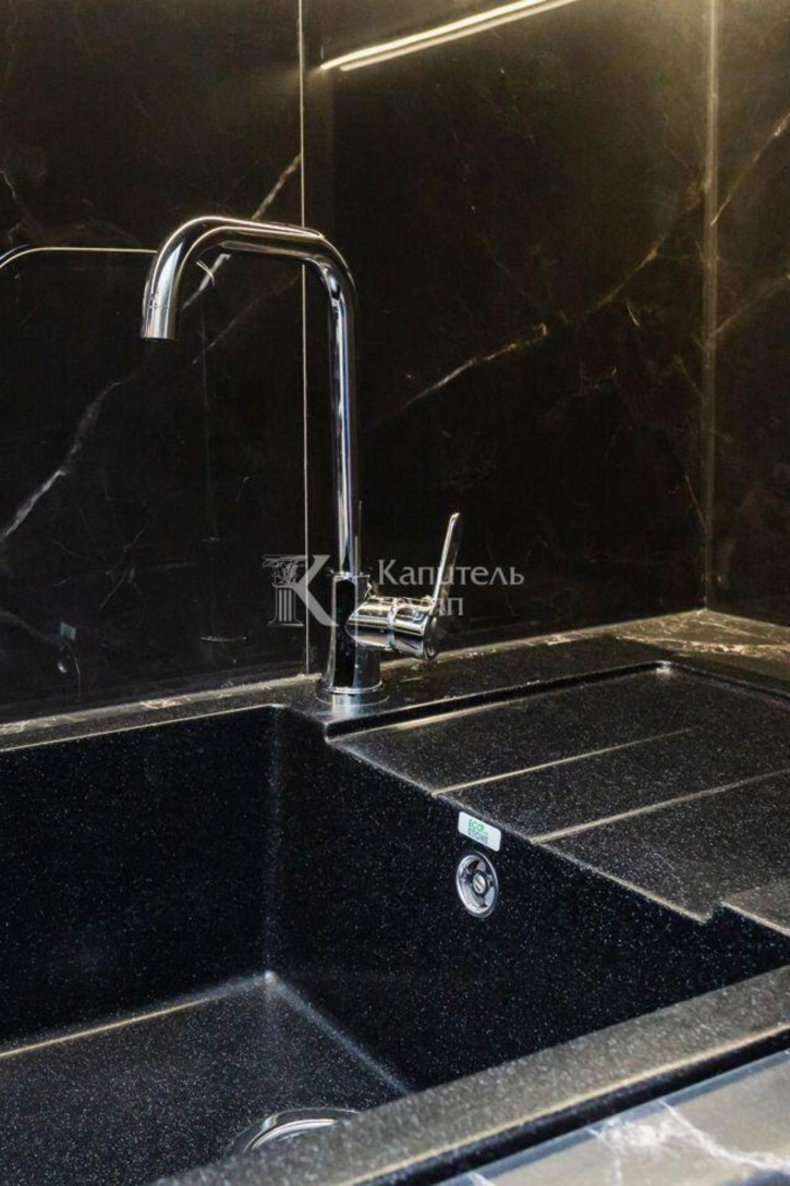 2-комн квартира улица Первооткрывателей, 10