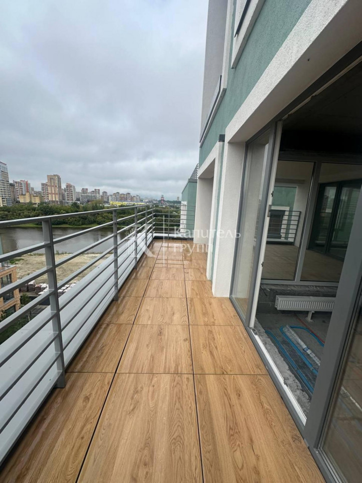 5-комн квартира Причальная улица, 11