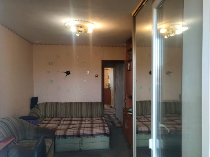 3-комн квартира Игнатова 16