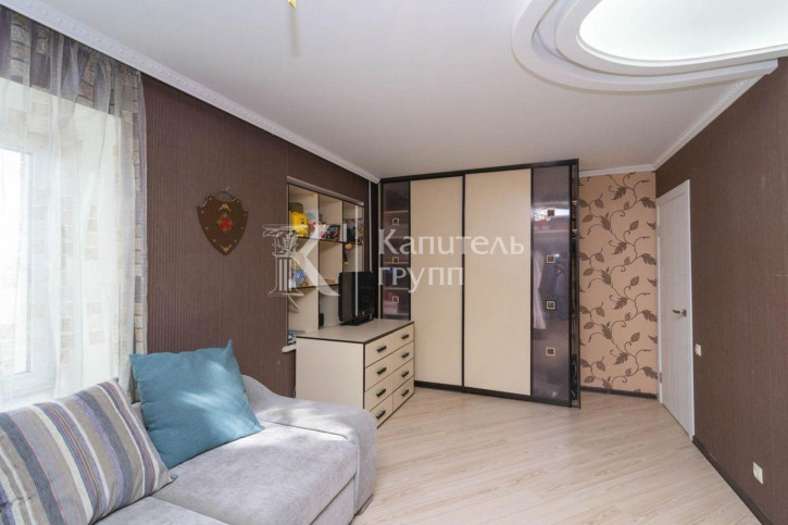 3-комн квартира улица Валерии Гнаровской, 10к2