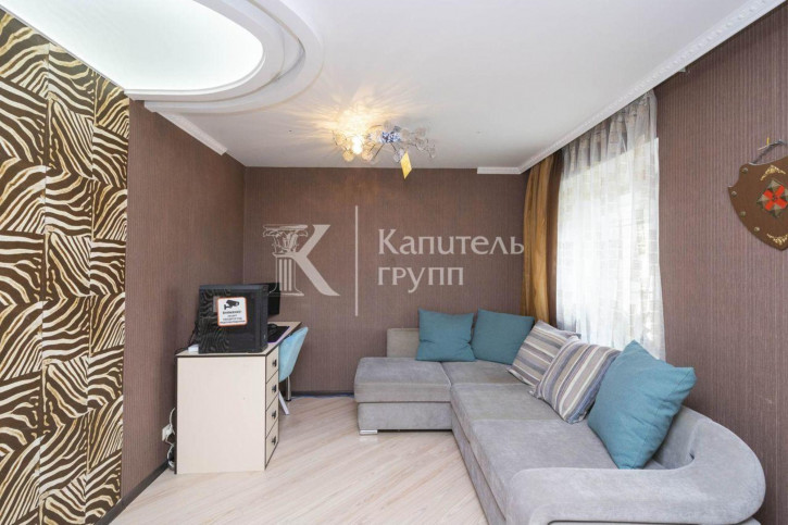 3-комн квартира улица Валерии Гнаровской, 10к2