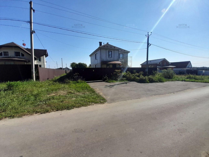 Земельный участок Коммунаров ул