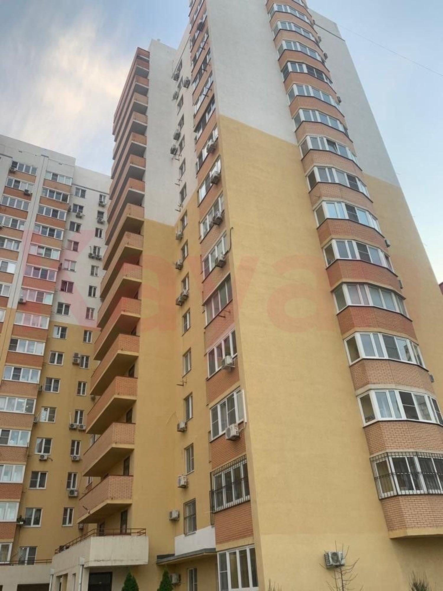 Купить квартиру за 6 200 000 рублей на Мурата Ахеджака ул.