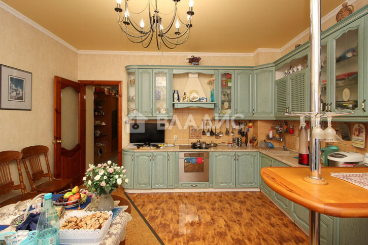 3-комн квартира улица Чайковского