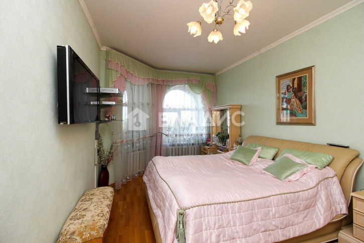 3-комн квартира улица Чайковского