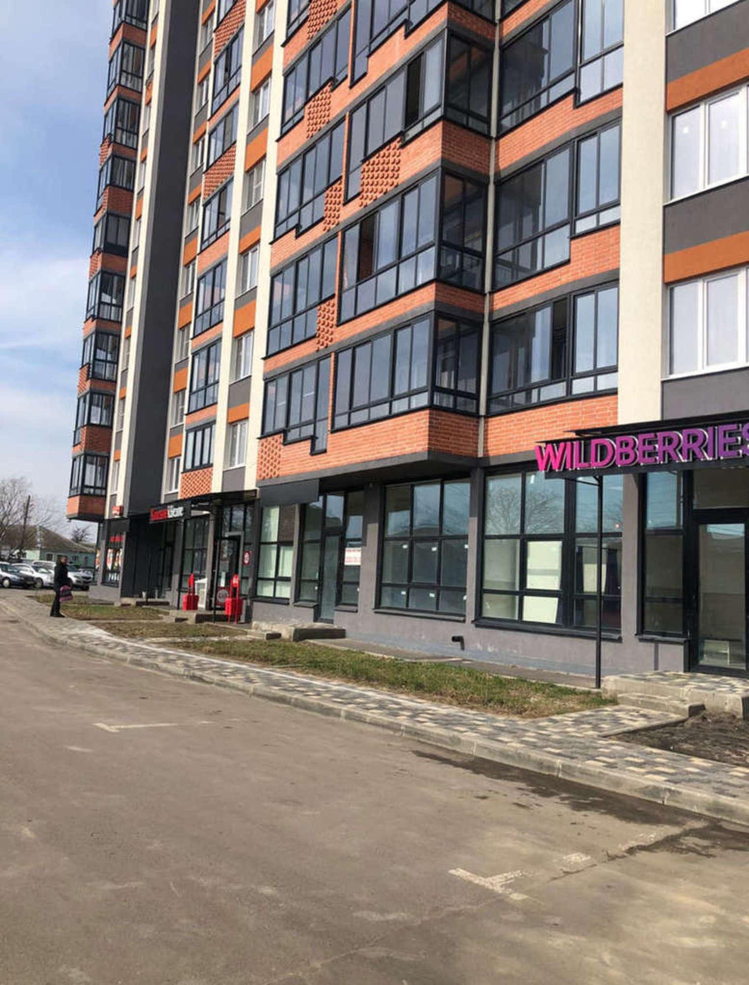 Купить торговое помещение за 3 150 000 рублей на Саврасова улица, 86