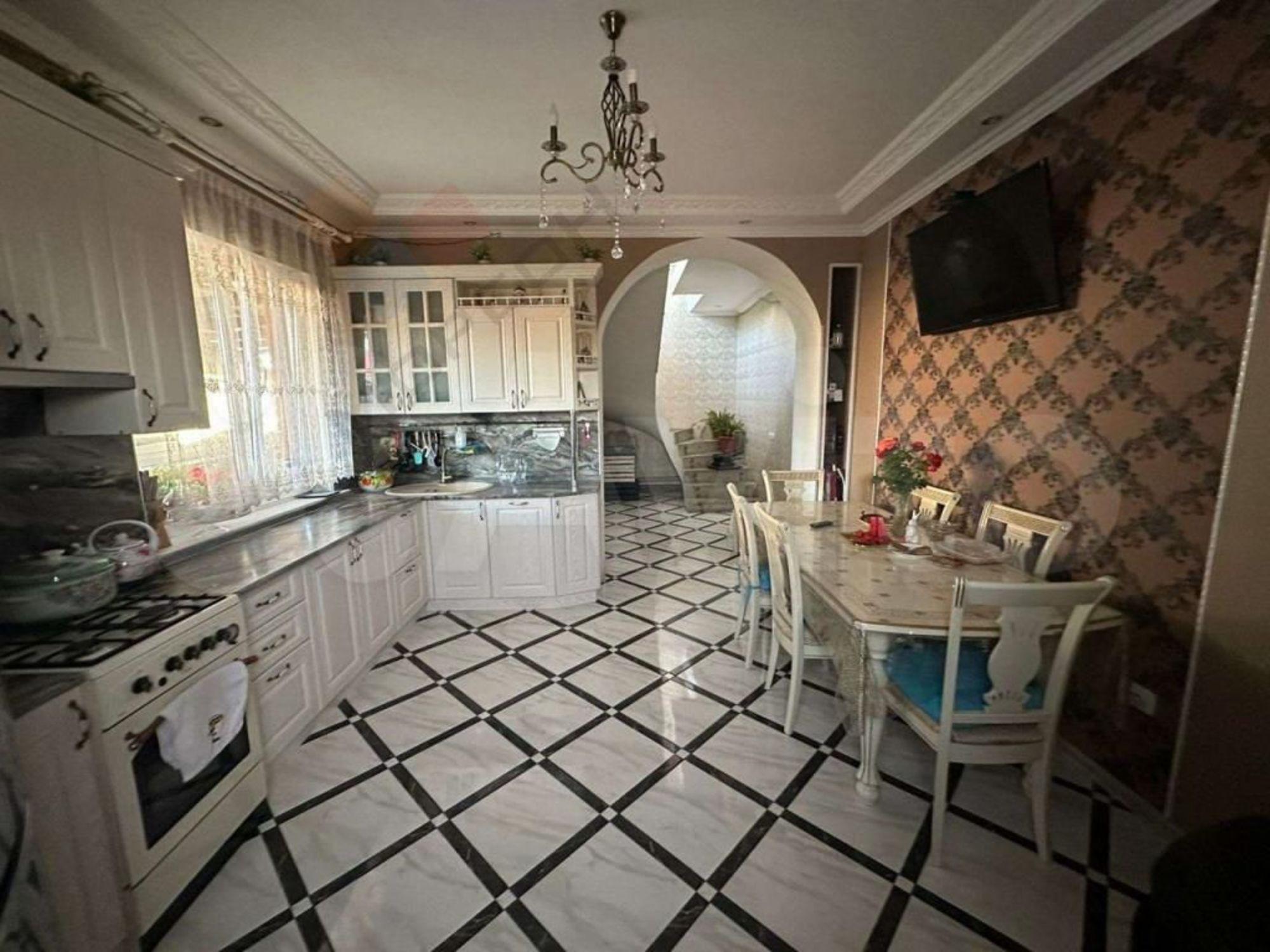 Купить дачу, дом, коттедж за 14 750 000 рублей на Краснознамённая ул, 147