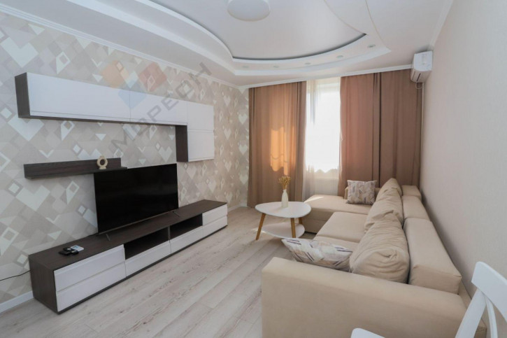 2-комн квартира Таманская ул, 130/3 2-комн квартира Таманская ул, 130/3