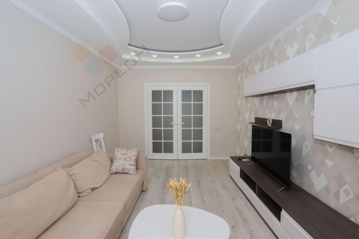 2-комн квартира Таманская ул, 130/3 2-комн квартира Таманская ул, 130/3