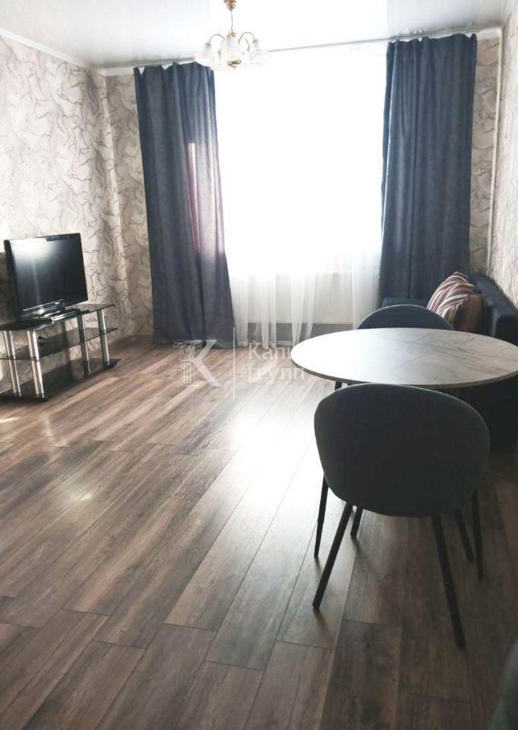 1-комн квартира ул Революции, 228к3