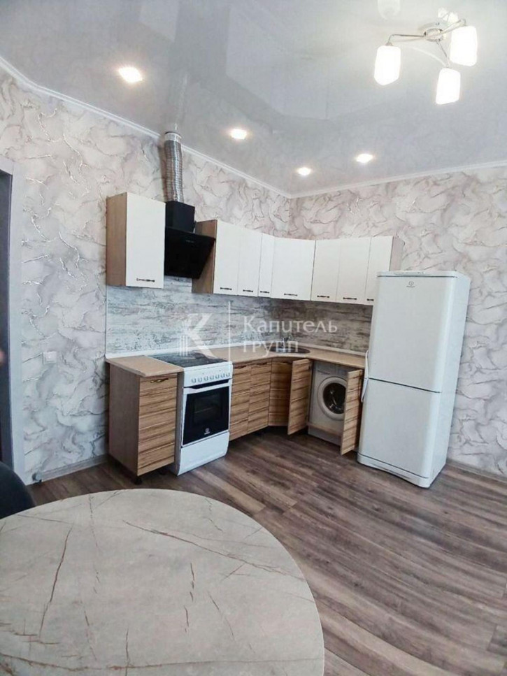 1-комн квартира ул Революции, 228к3