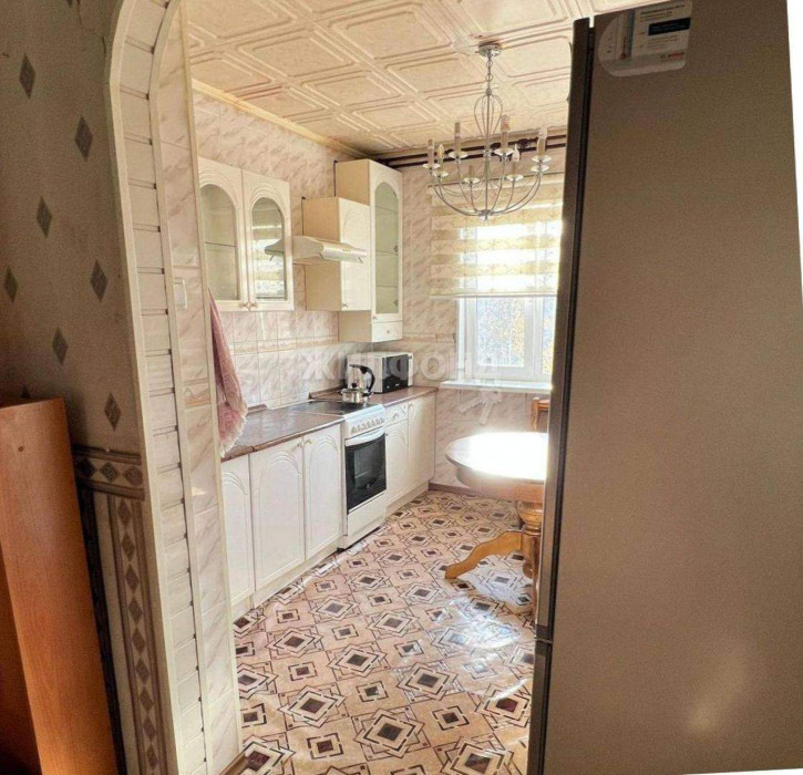 3-комн квартира Ленинградская улица, д.12
