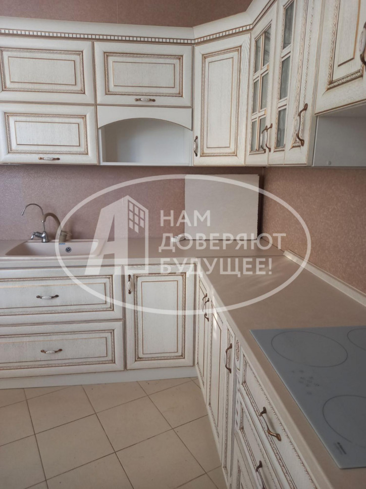 2-комн квартира улица Советской Армии, 72
