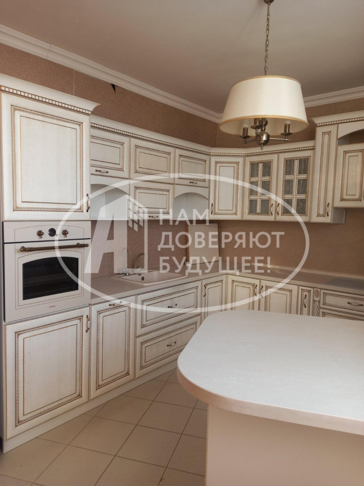 2-комн квартира улица Советской Армии, 72