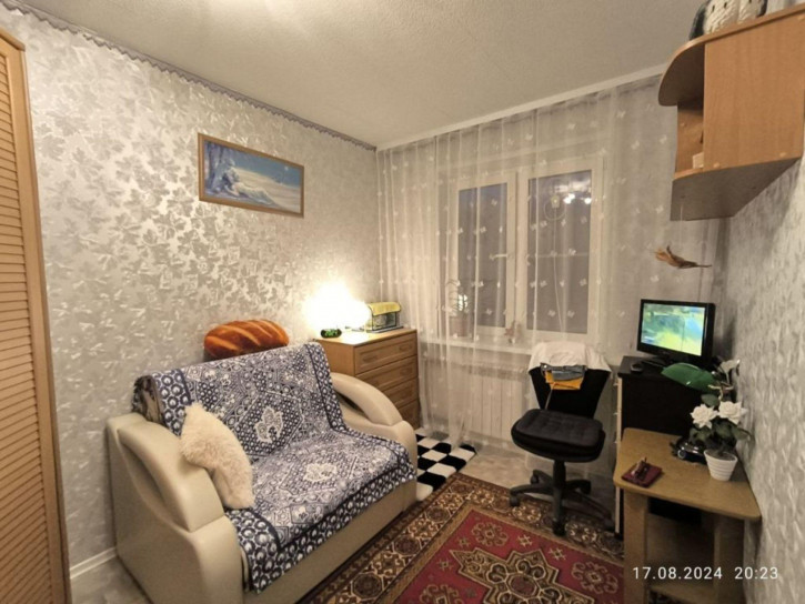 2-комн квартира Строителей пр-кт, 30А