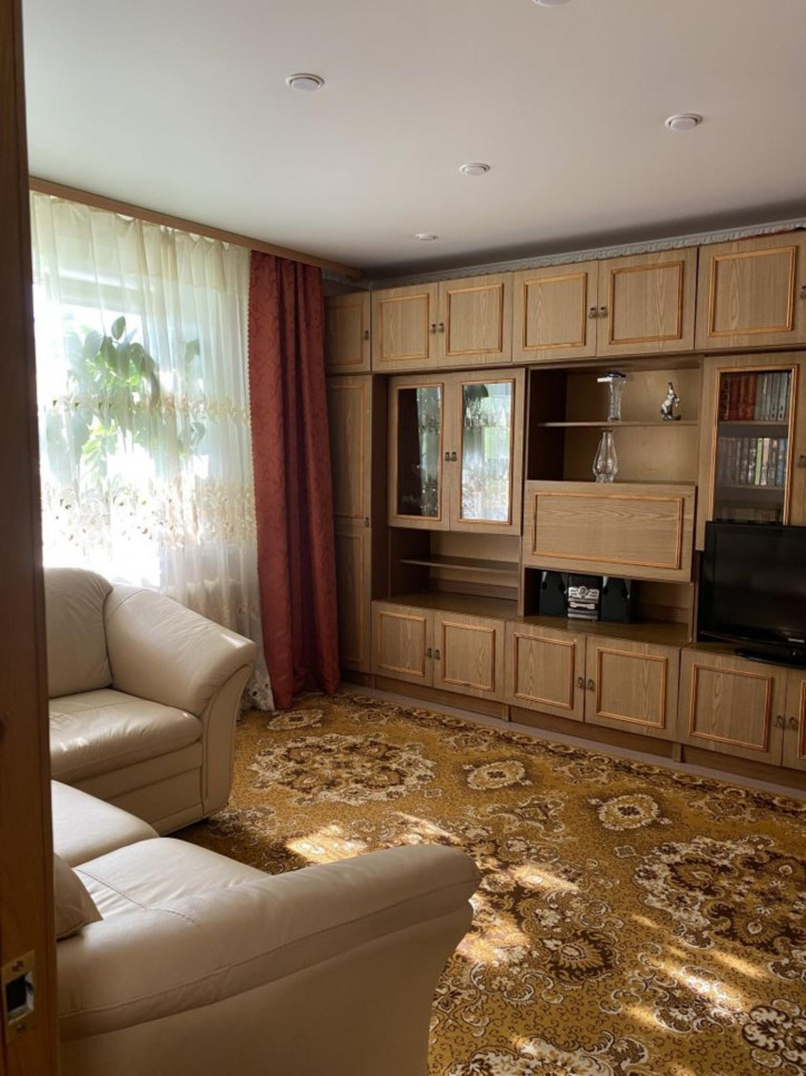 3-комн квартира Склизкова ул, 110