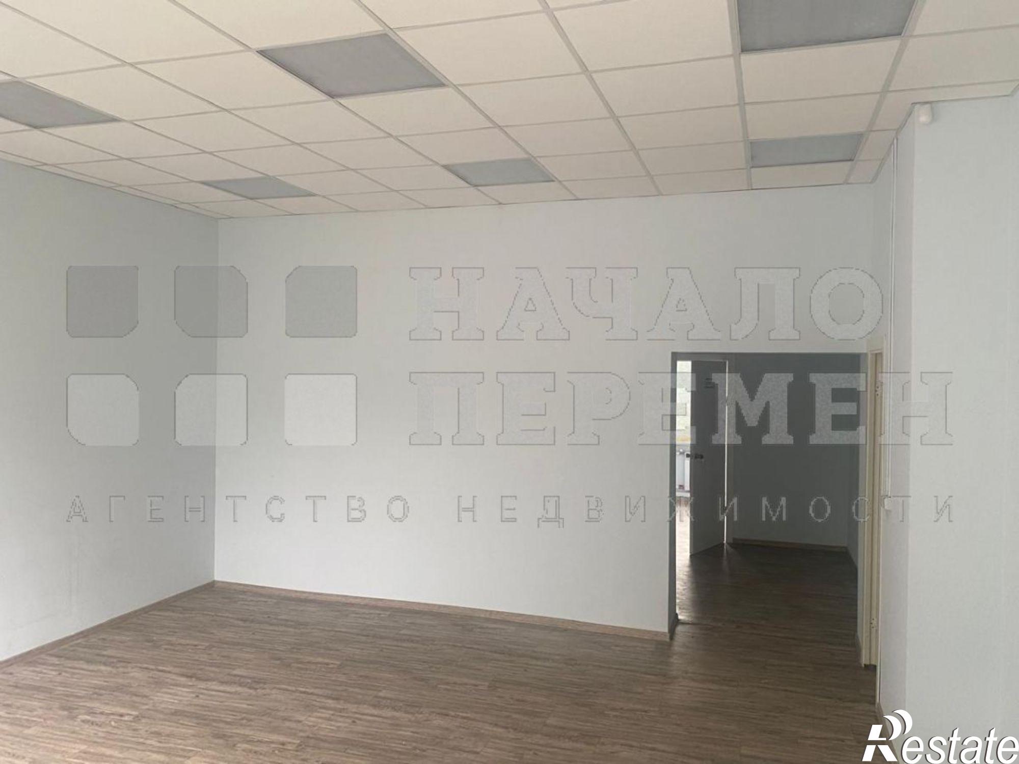 Сдать торговое помещение за 77 140 рублей на Первомайская ул, 104