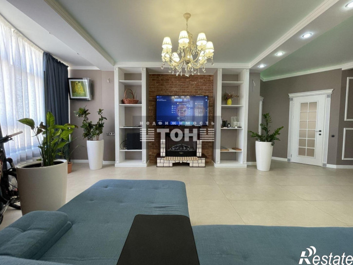 2-комн квартира ул. Крымская, 19, корп. 10