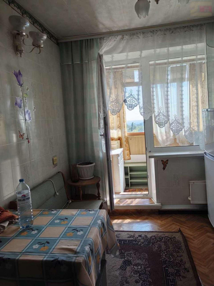 1-комн квартира Кирова проспект, 327