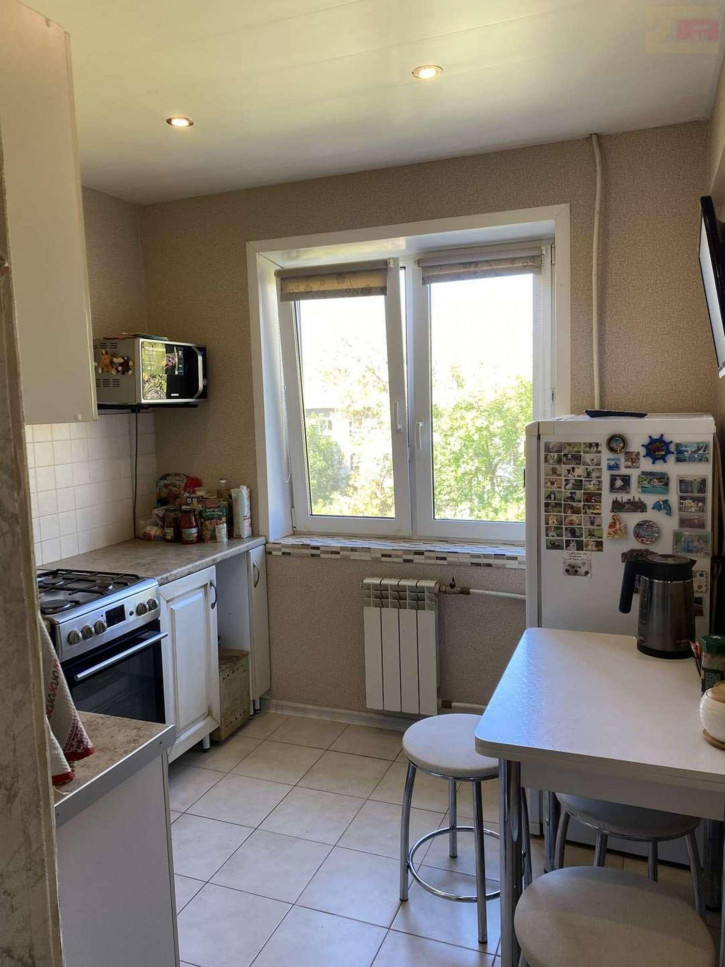 3-комн квартира Николая Панова улица, 38