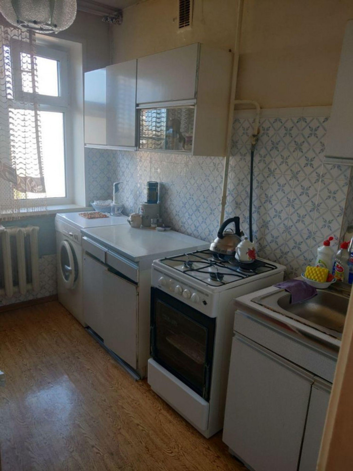 3-комн квартира Сергея Акимова ул, 2