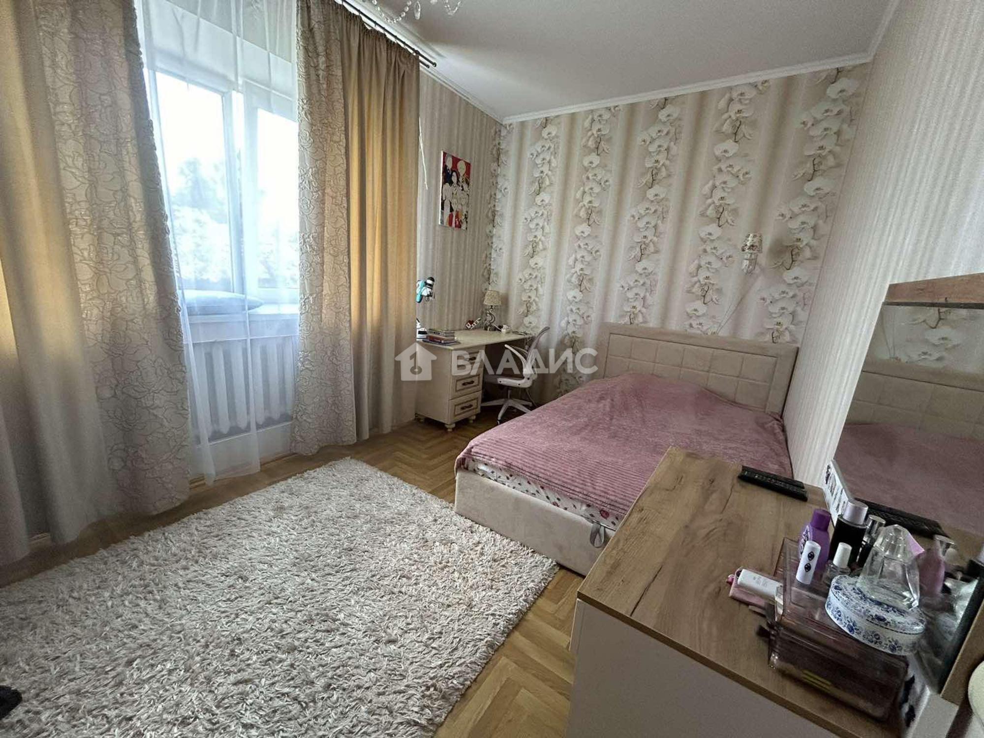 Купить дачу, дом, коттедж за 22 000 000 рублей на улица Ленина