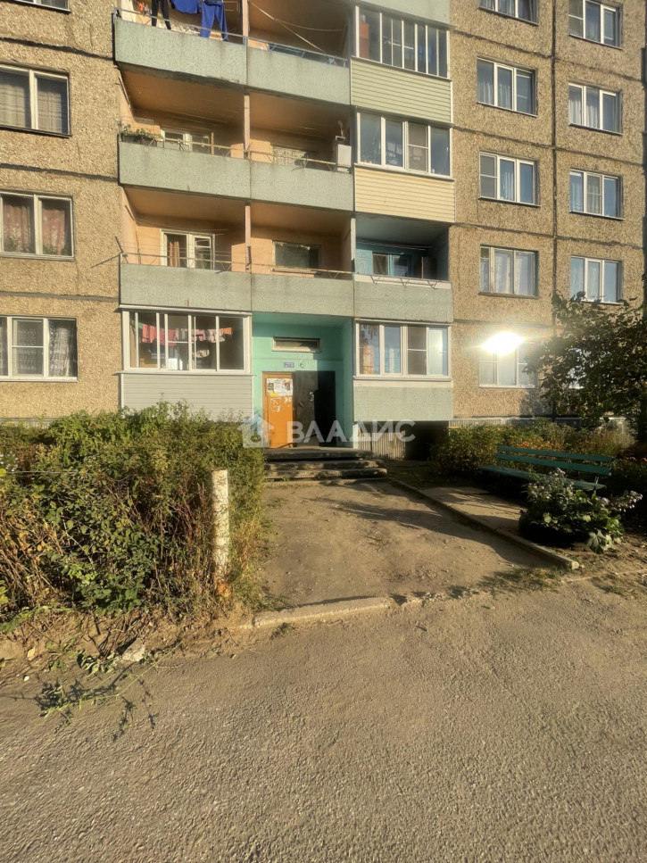 3-комн квартира улица Гагарина