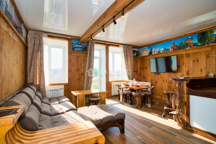 2-комн квартира улица Гагарина