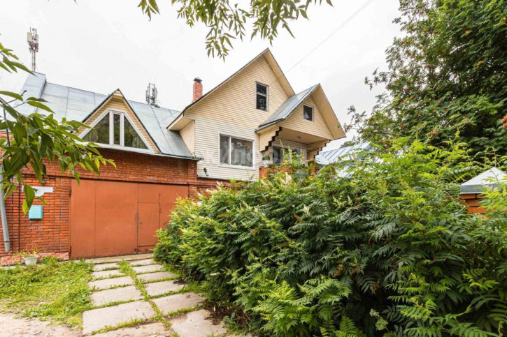 Коттедж/дом Школьная улица, д.14б Коттедж/дом Школьная улица, д.14б