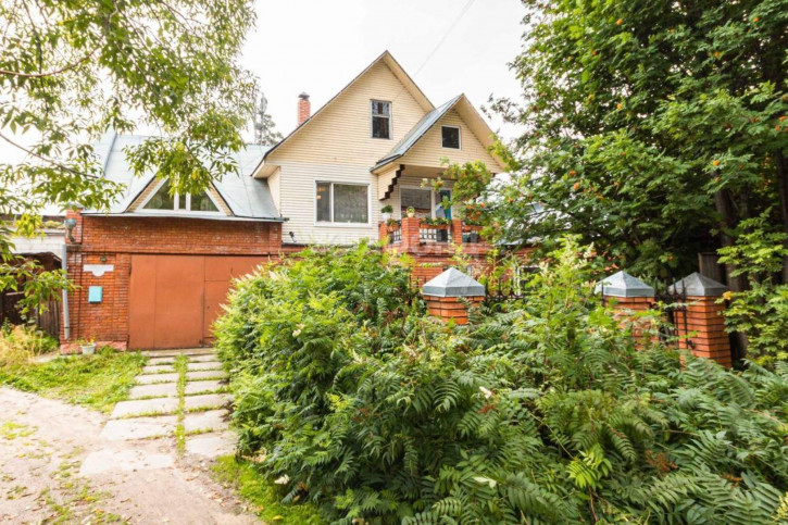 Коттедж/дом Школьная улица, д.14б Коттедж/дом Школьная улица, д.14б