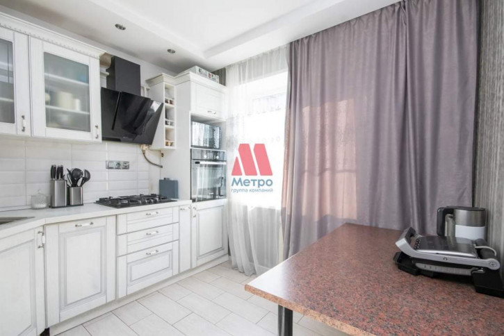 2-комн квартира Машиностроителей проспект, д.44