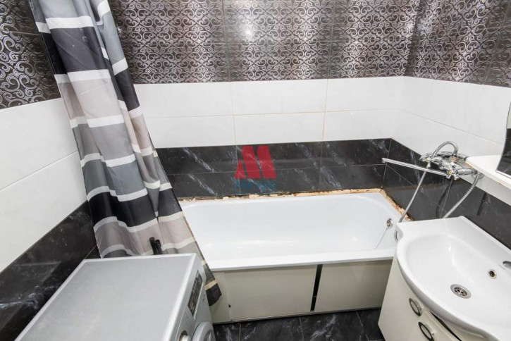 2-комн квартира Машиностроителей проспект, д.44