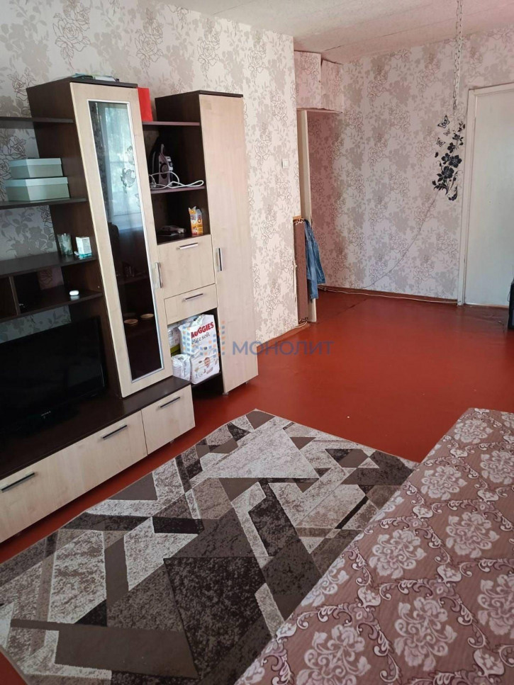 3-комн квартира Светлоярская ул, 40
