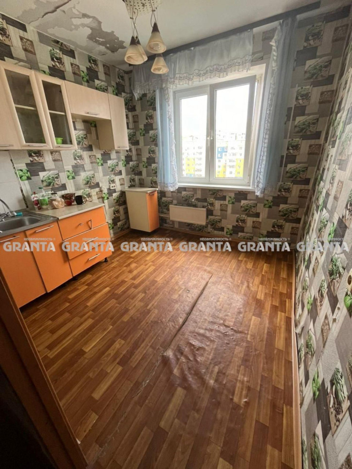 3-комн квартира ул Мужества, 22 3-комн квартира ул Мужества, 22