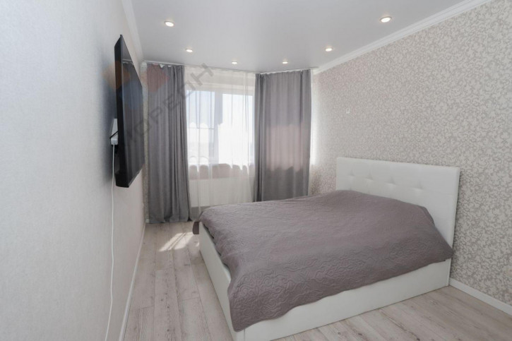 2-комн квартира Таманская ул, 130/3 2-комн квартира Таманская ул, 130/3