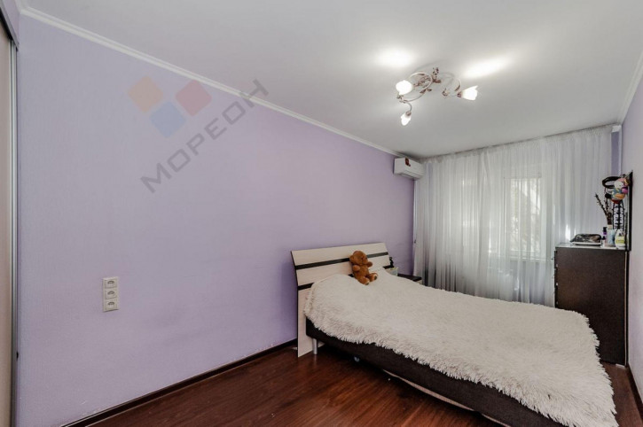 2-комн квартира Азовская ул, 16