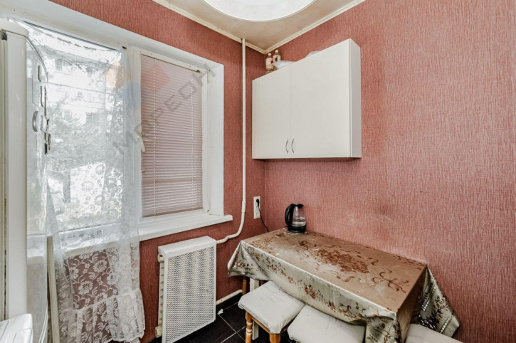 2-комн квартира Азовская ул, 16