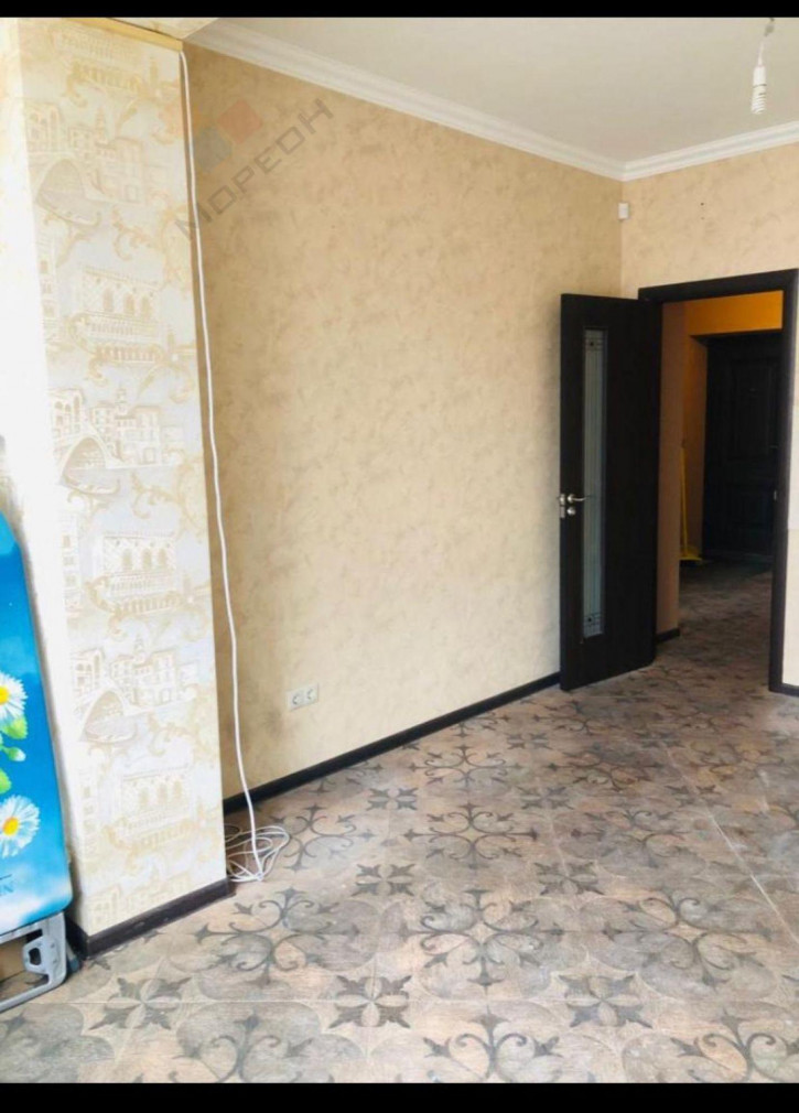 4-комн квартира им. Сергея Есенина ул, 84Б